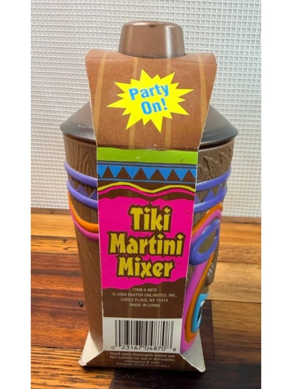 Vintage Plastic Tiki Barware Bundle – Shaker, Goblets, & Packaged Shot Glass Set - Picture 7 of 12